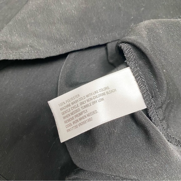 Liz Lange for Target Black Maternity Tunic Top - Picture 5 of 8